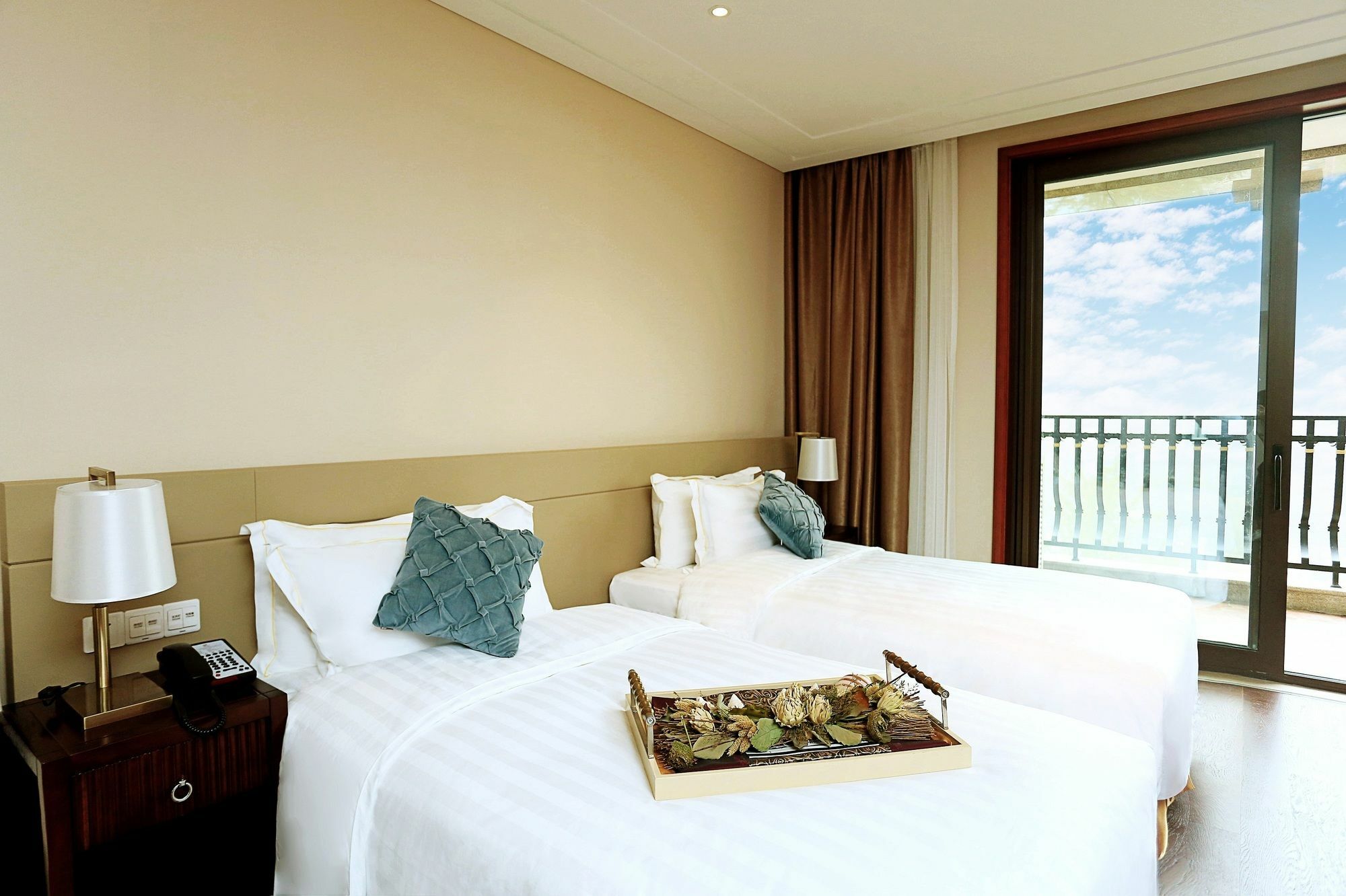 Qingdao Impression Hotel Exterior photo